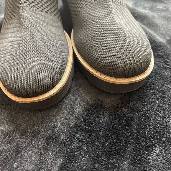 Bandolino black knit wedge boots booties, size 7 1/2 new without tags‎ - Picture 2 of 7